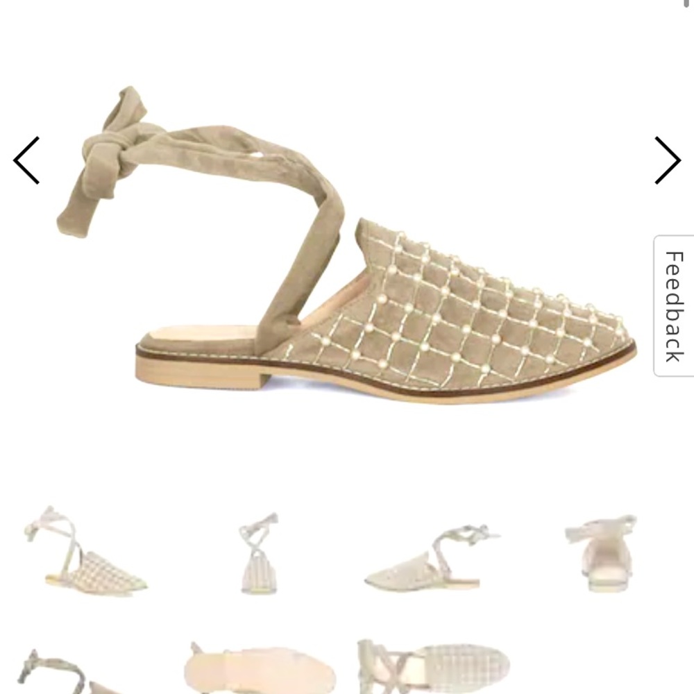 Mule with ties and pearls